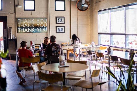 Short Leash Hot Dogs